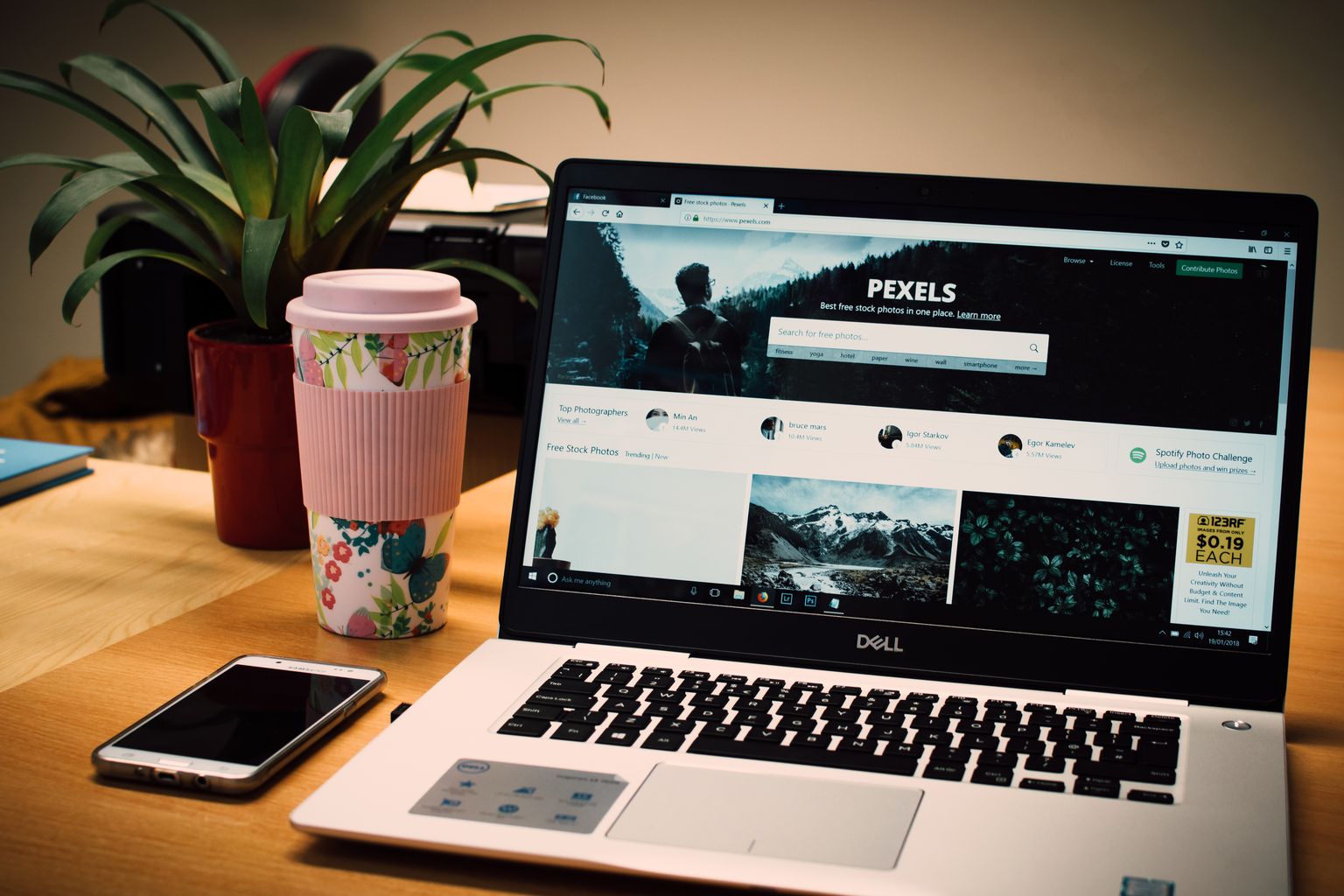Panduan Membuat Website Portfolio dengan Mudah