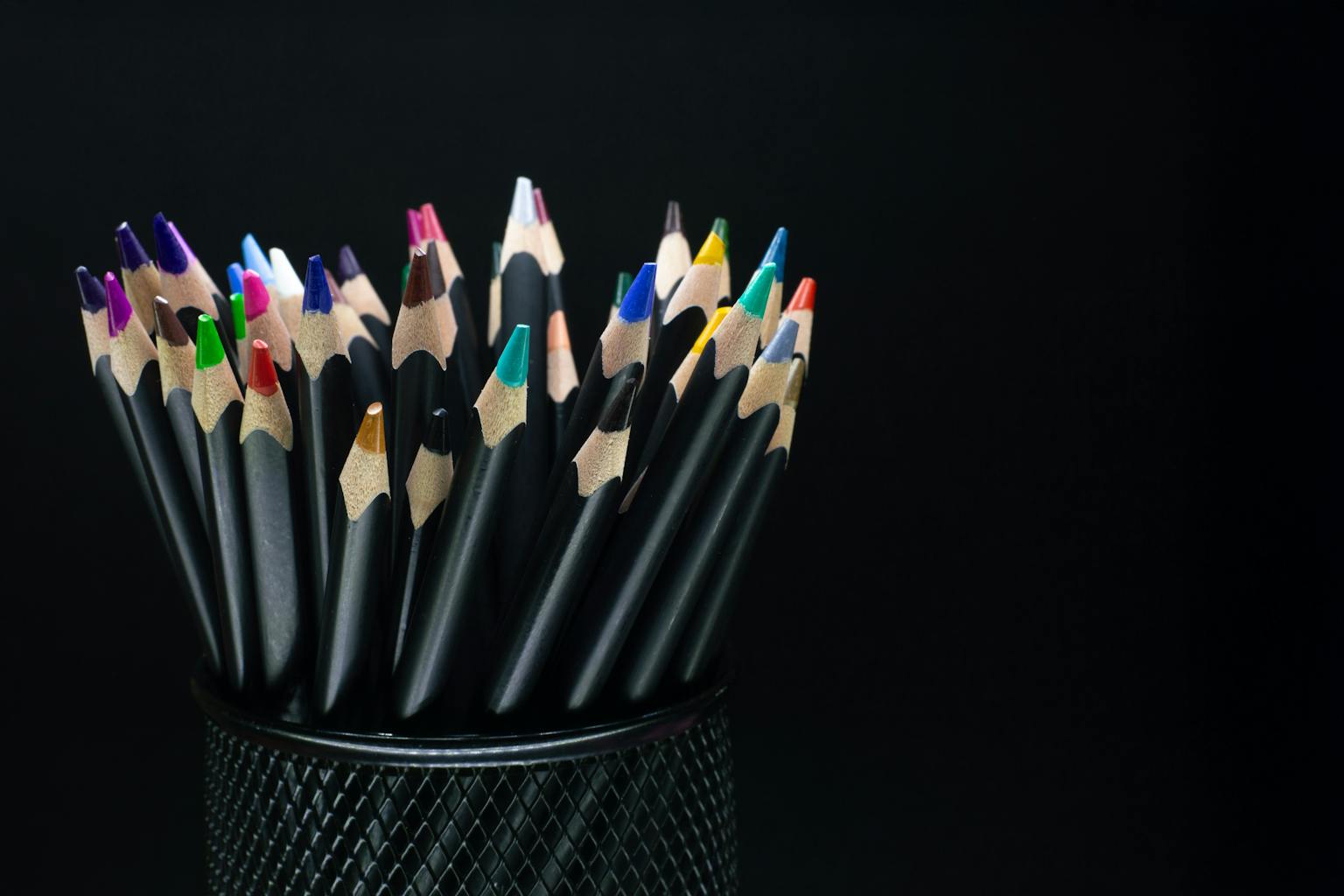 Tools Desain Grafis Gratis Terbaik untuk Non-Designer